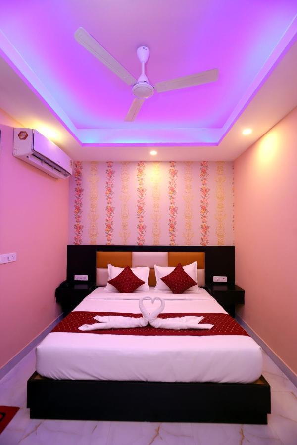 Jupiter Plaza Delhi Airport Hotel New Delhi Eksteriør billede